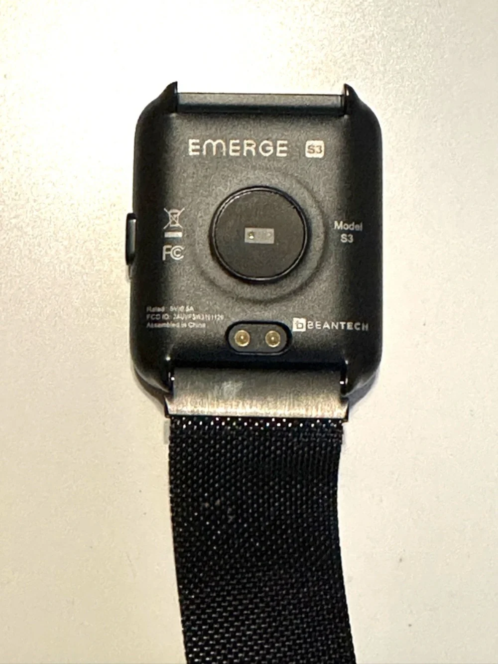 Black Smart Fitness Watch Metal Mesh Magnetic Band Emerge S3 Android & IPhone